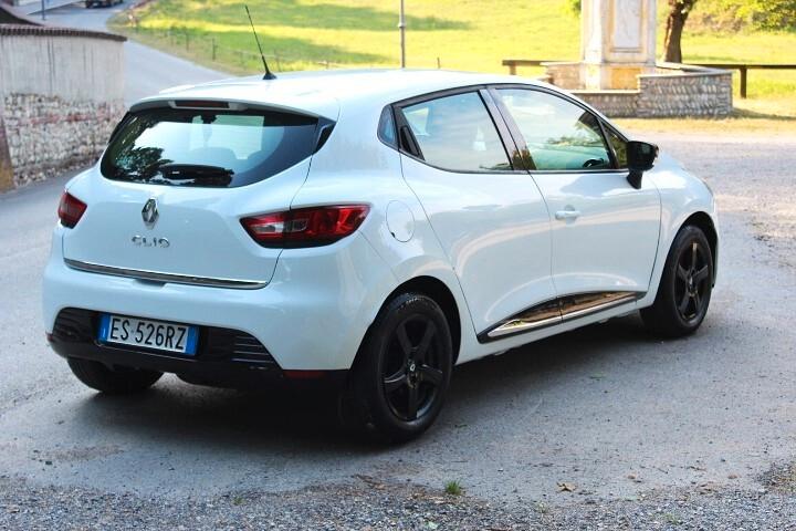 Renault Clio 1.2 75CV GPL 5 porte Live ESTETICA ESEMPLARE COLLAUDO FINO AL 2033 CLIMA NAVI CERCHI LEGA