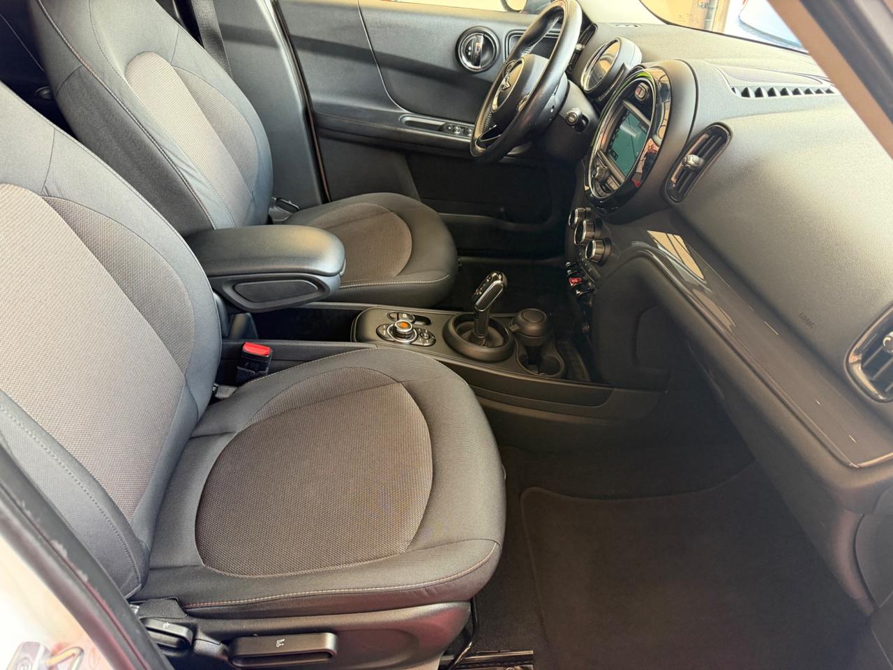 Mini One D Countryman 1.5 Business Automatica