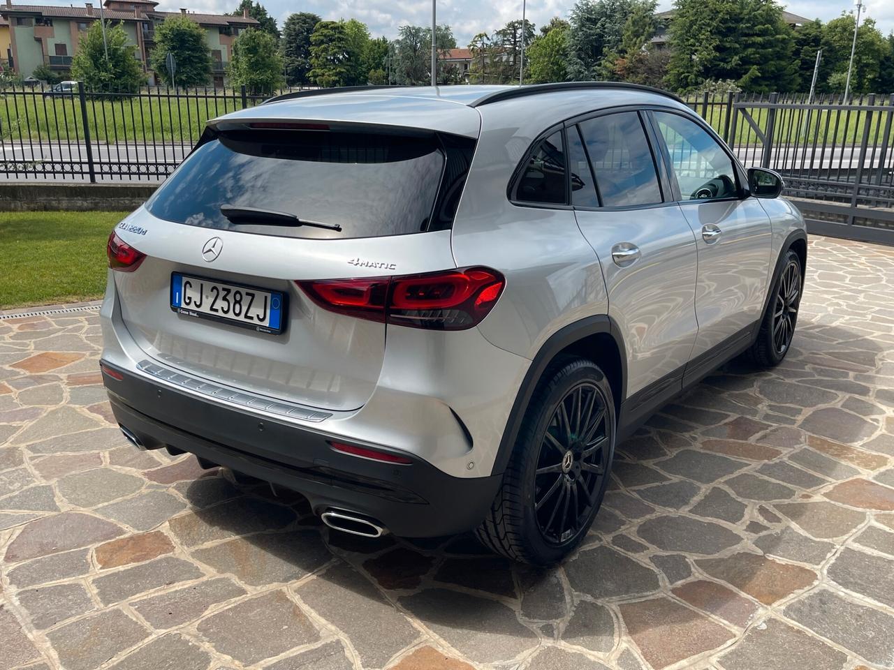 Mercedes-benz GLA 220d Premium 4matic Auto