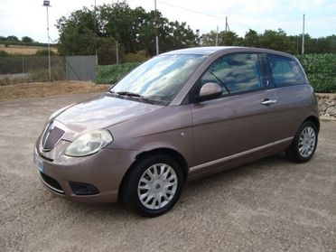 Lancia Ypsilon 1.3 MJT 75 CV Automatica