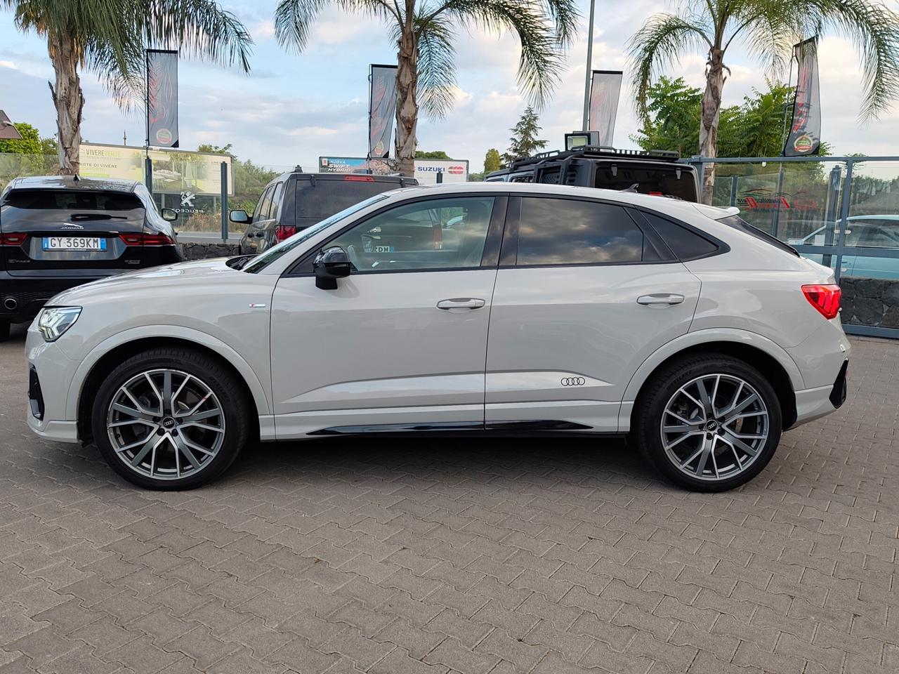 Audi Q3 SPB 40 TDI quattro S tronic Business Plus
