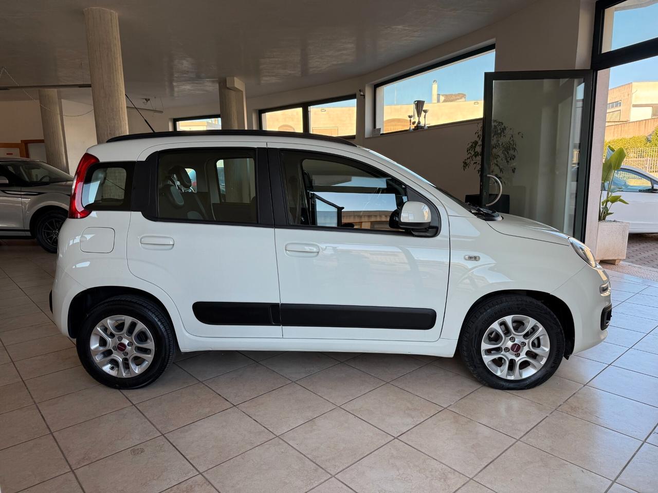 Fiat Panda 1.3 MJT 95 CV S&S Lounge "Perfetta"