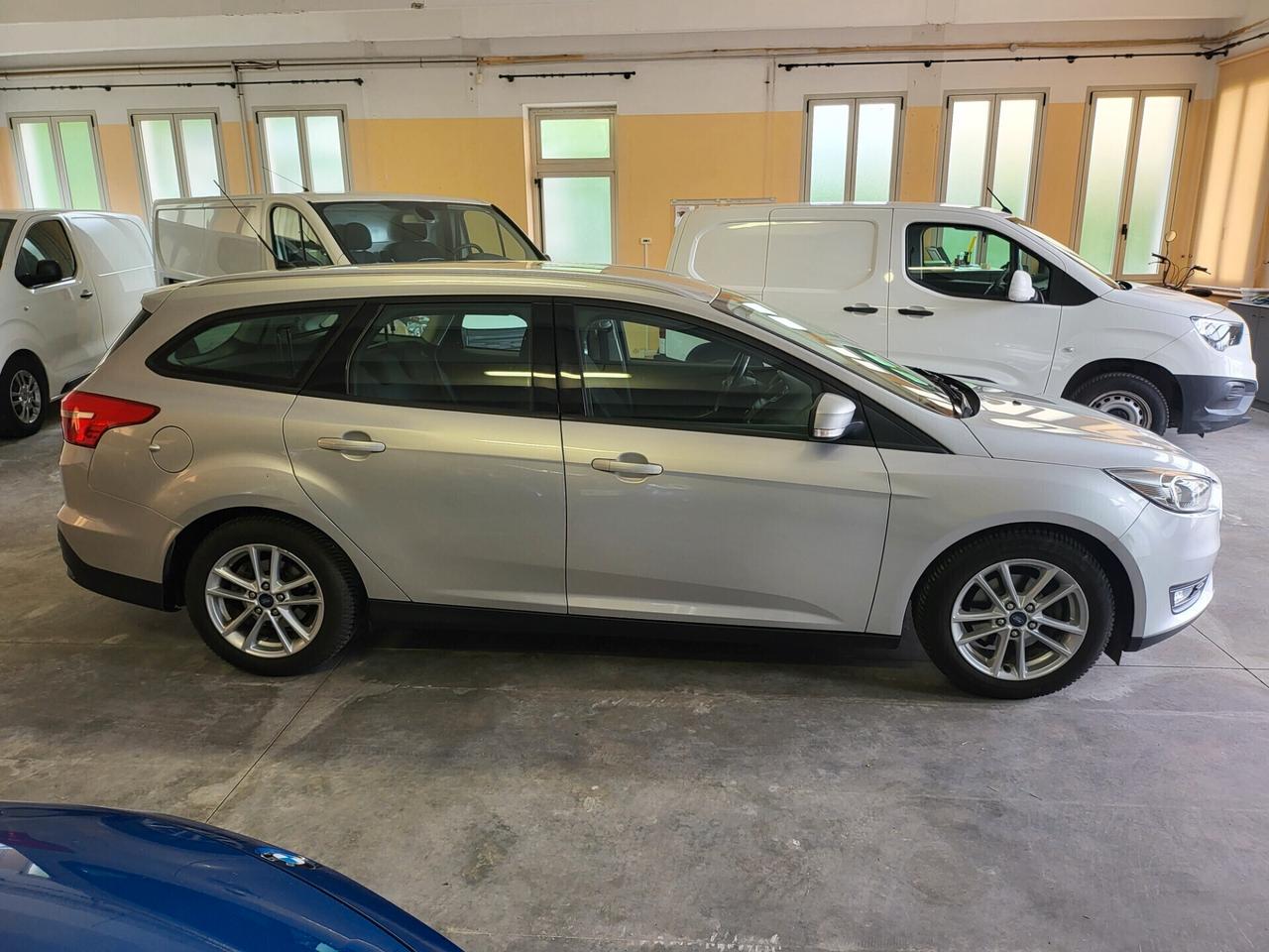 Ford Focus 1.5 TDCi 120 CV Start&Stop SW AUTOCARRO N1 4posti