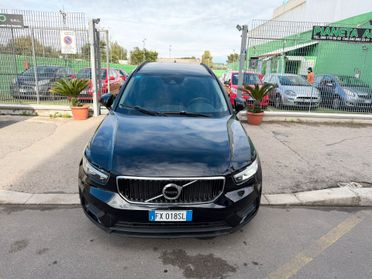 Volvo XC40 D3 R-design