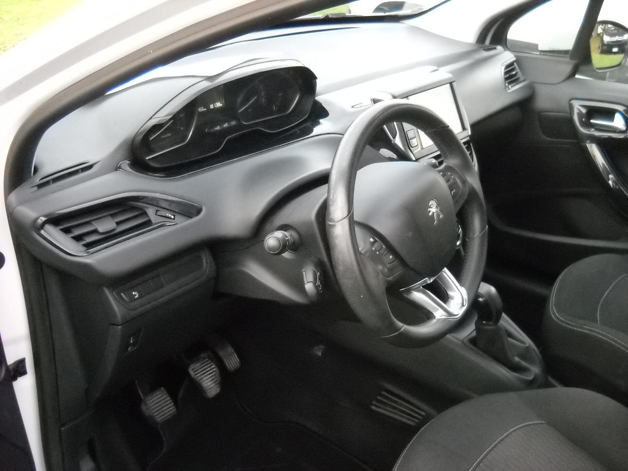 Peugeot 208 PureTech 82 5 porte Active