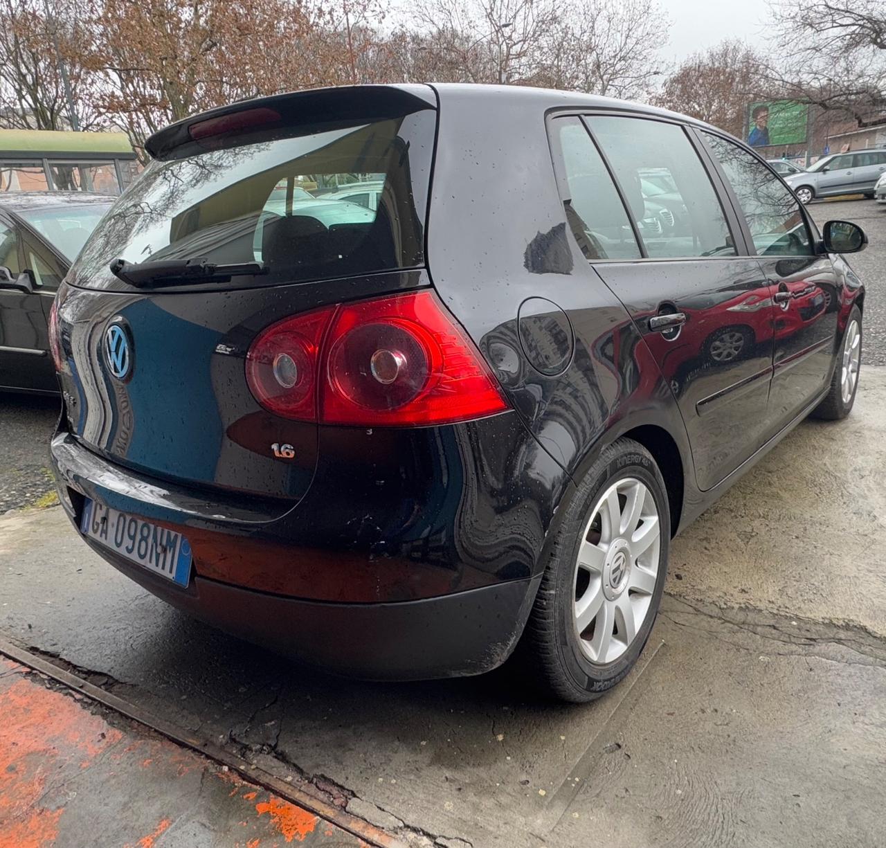 Volkswagen Golf 1.6 5p. Trendline