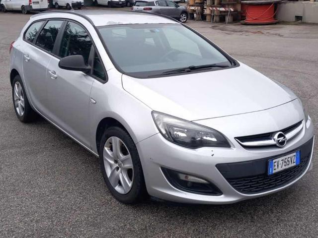 OPEL Astra 1.7 CDTI 110CV Sports Tourer Cosmo come nuova