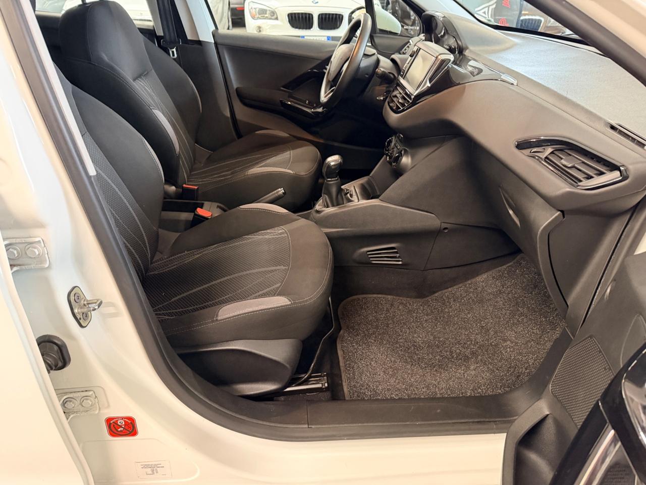 Peugeot 208 PureTech 82 5 porte Active