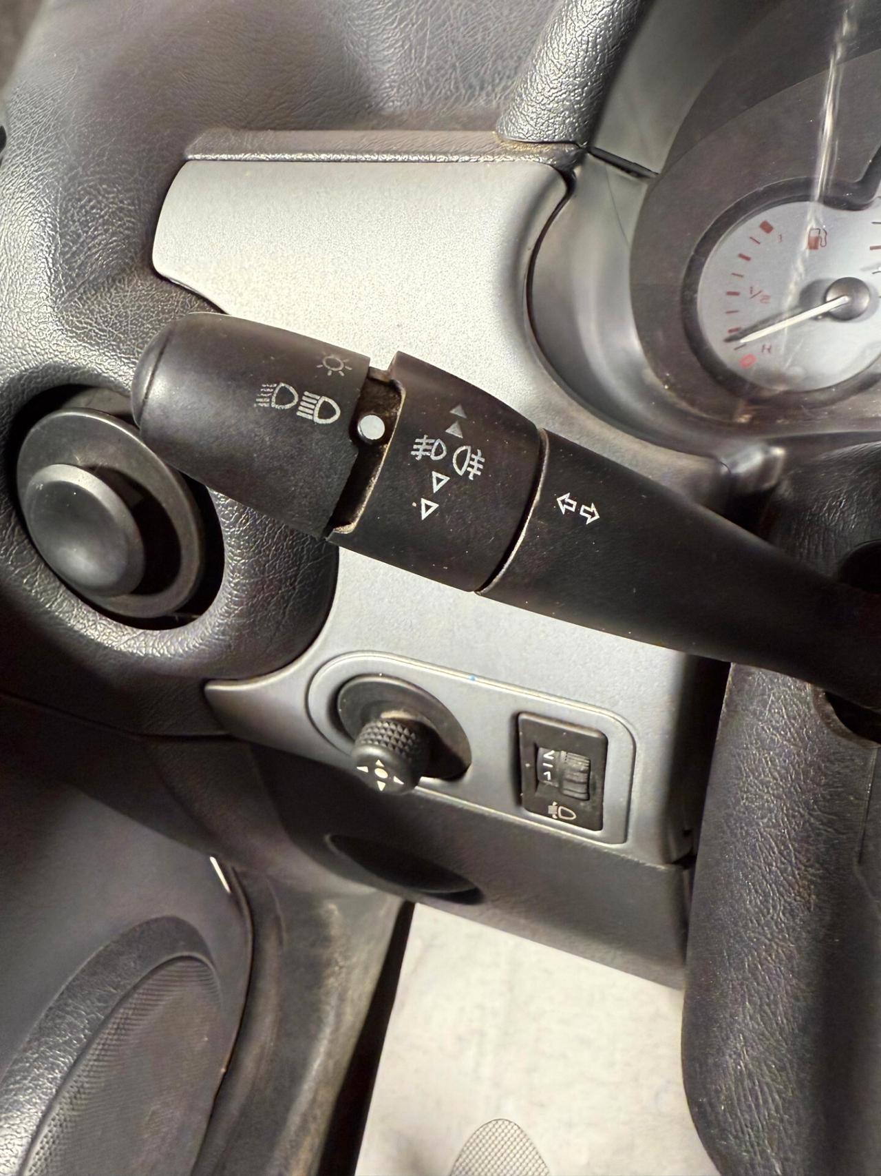 Peugeot Ranch 1.6 HDi 5p. AUTOCARRO