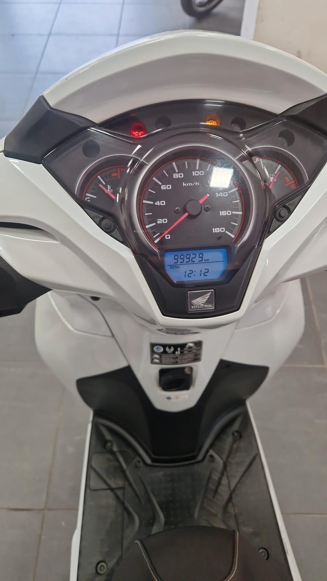 Honda SH 300
