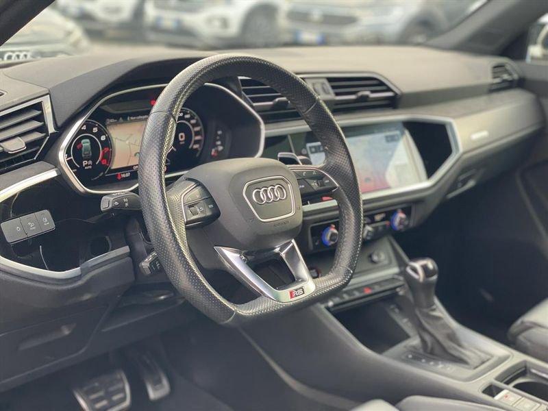Audi Q3 RS Q3