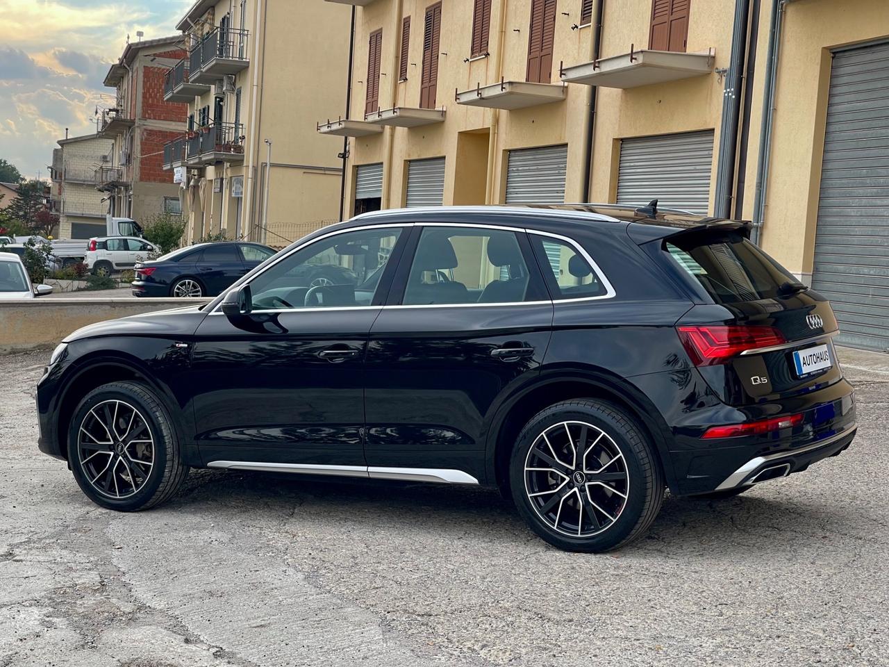 Audi Q5 40 TDI 204 CV Quattro S tronic S line IVA ESPOSTA