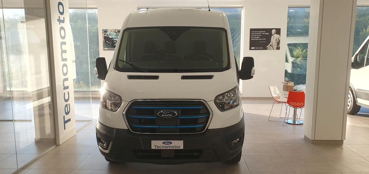 Ford Transit E-Transit Van 350 L2H2 Trend 269CV Batt. 68KWh Auton. 260Km