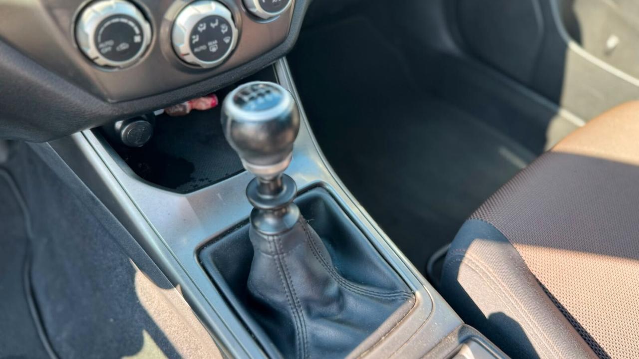 Subaru Impreza 2.0 DIESEL 2011