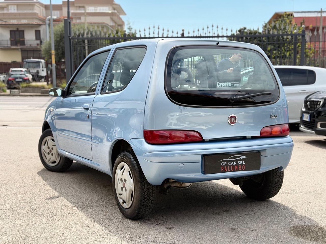 Fiat 600 1.1 aria condizionata e idroguida con soli 90 mila km