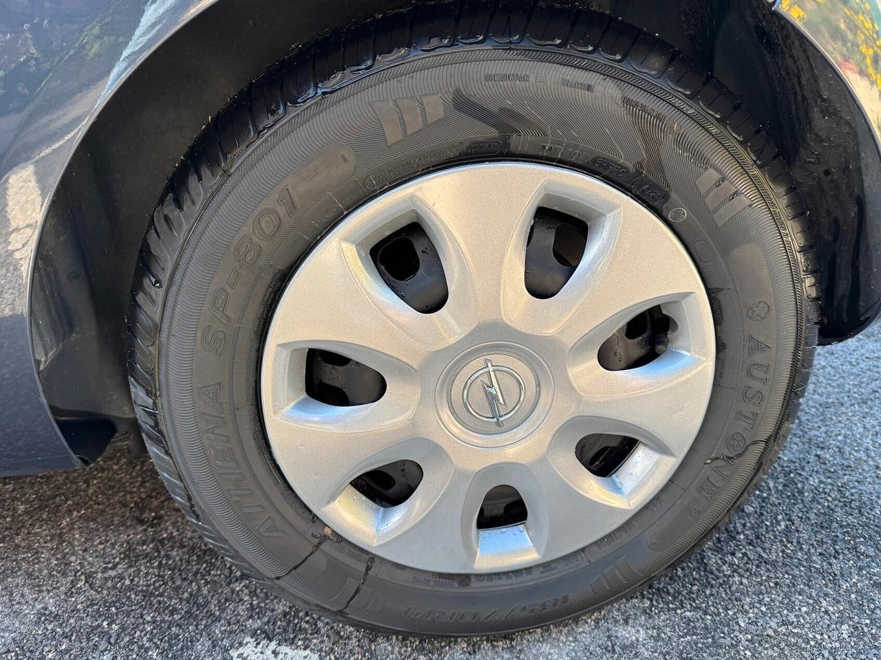 Opel Corsa 1.2 benzina 3 porte