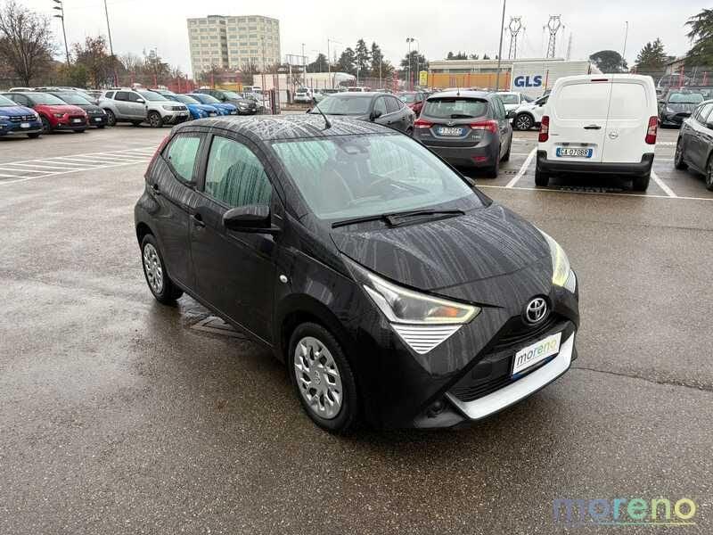 Toyota Aygo 1.0 72 CV x-play