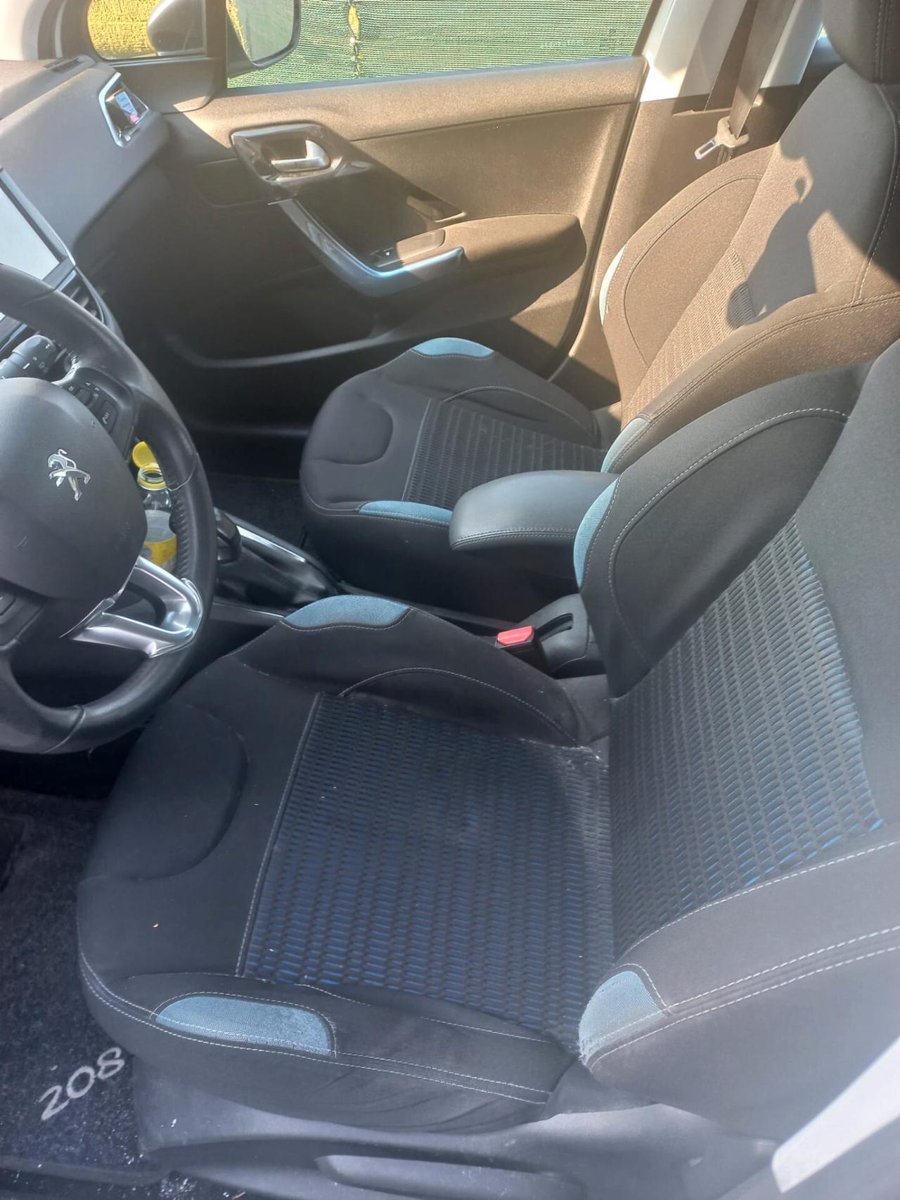 Peugeot 208 1.2 VTi 82 CV 5 porte Active