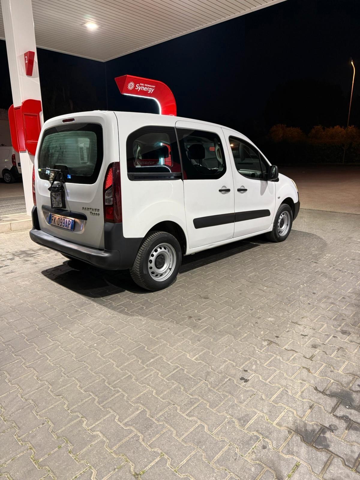 Peugeot Partner Tepee BlueHDi 75 Active