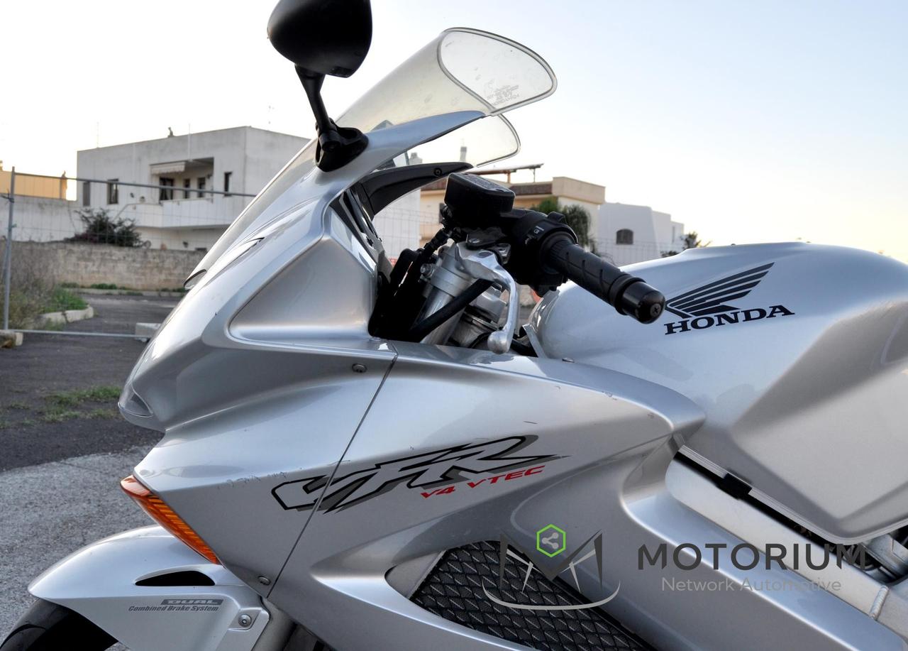 Honda VFR 800 V4 V Tech 2003