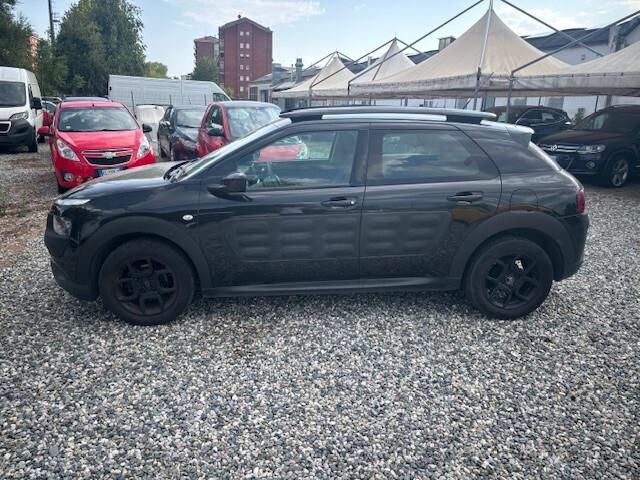 Citroen C4 Cactus 2014 1.2 puretech Just Black 82cv