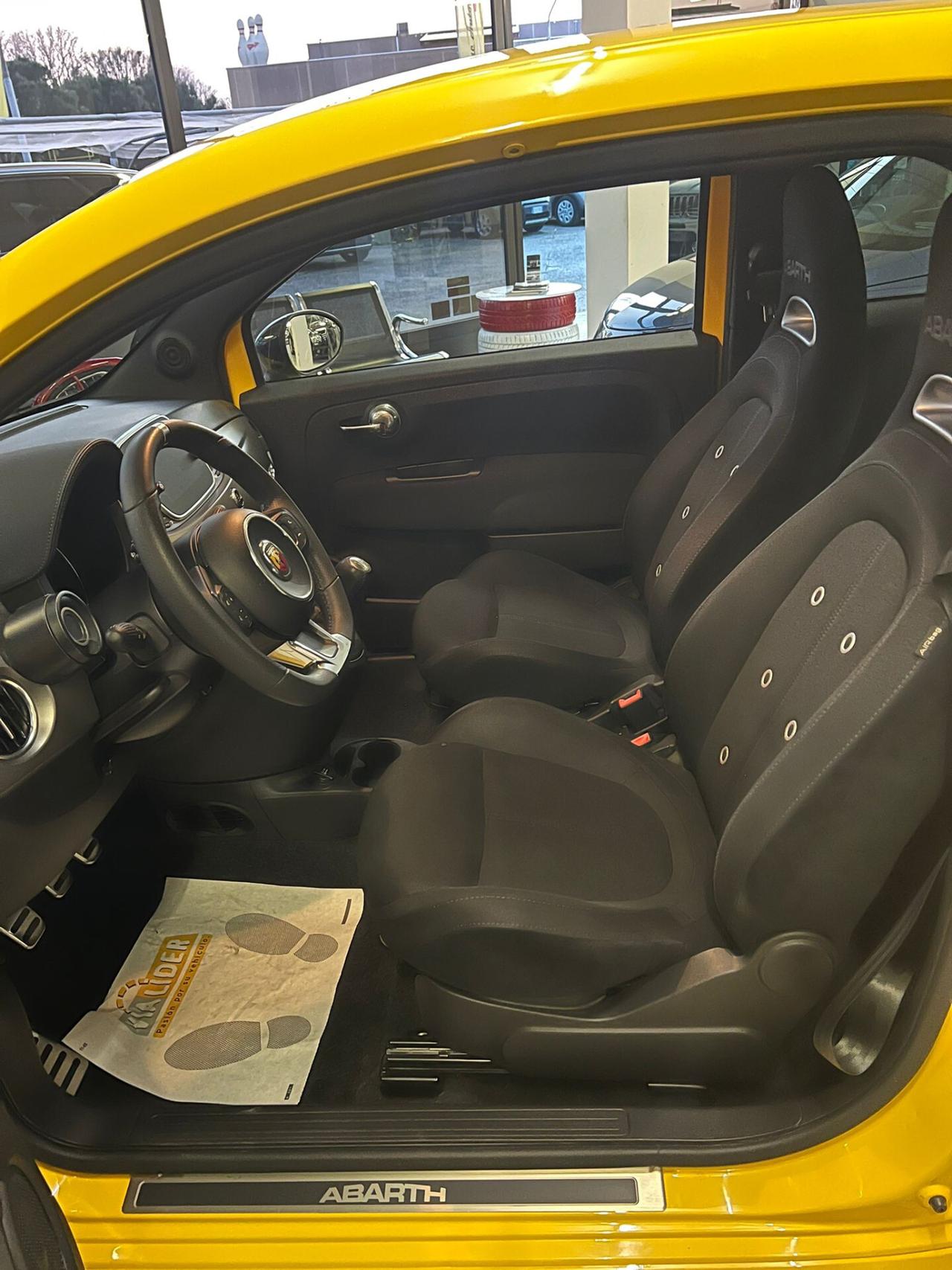 Abarth 595 1.4 Turbo T-Jet 160 CV Pista