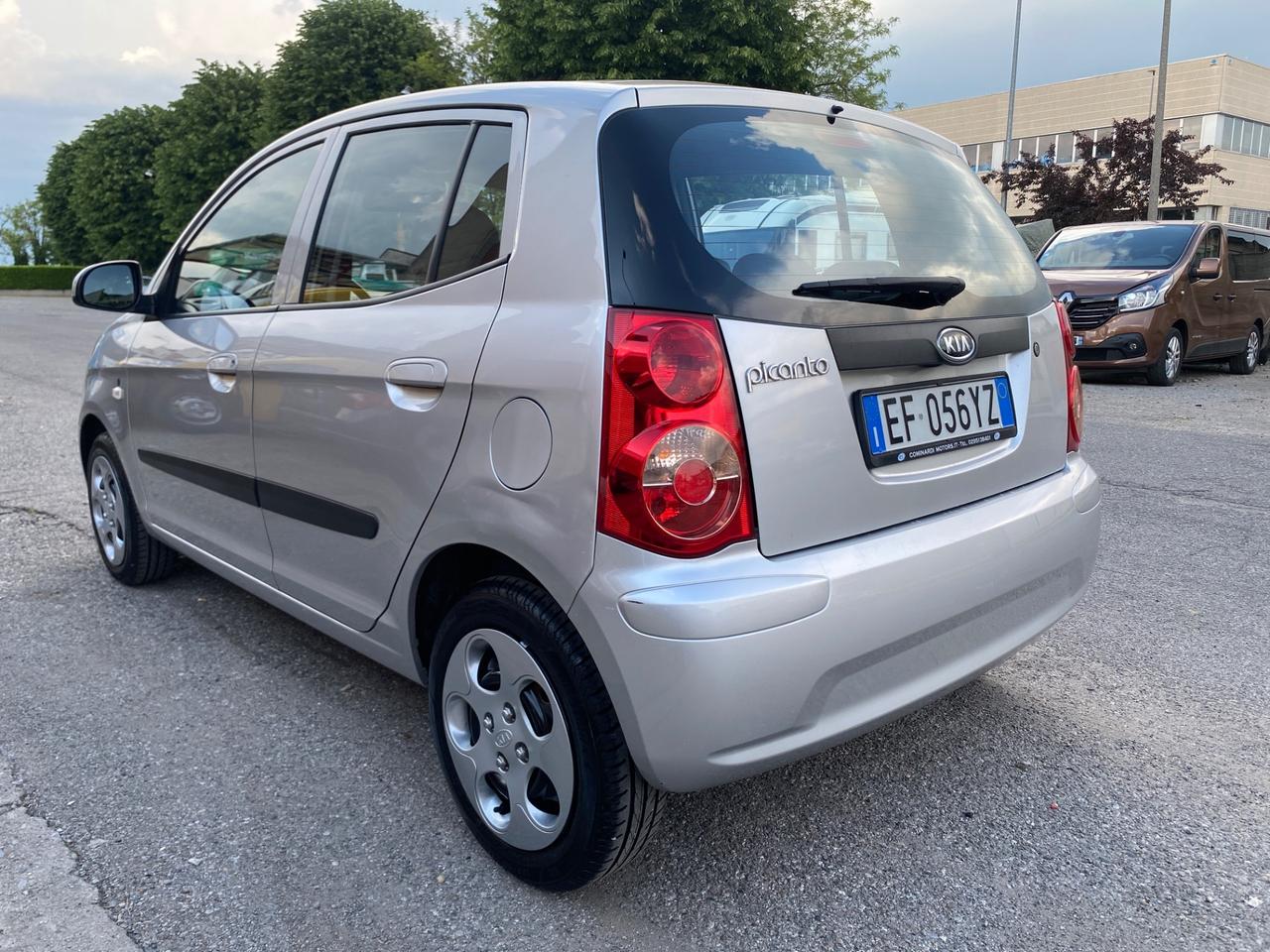 Kia Picanto 1.0 12V Town
