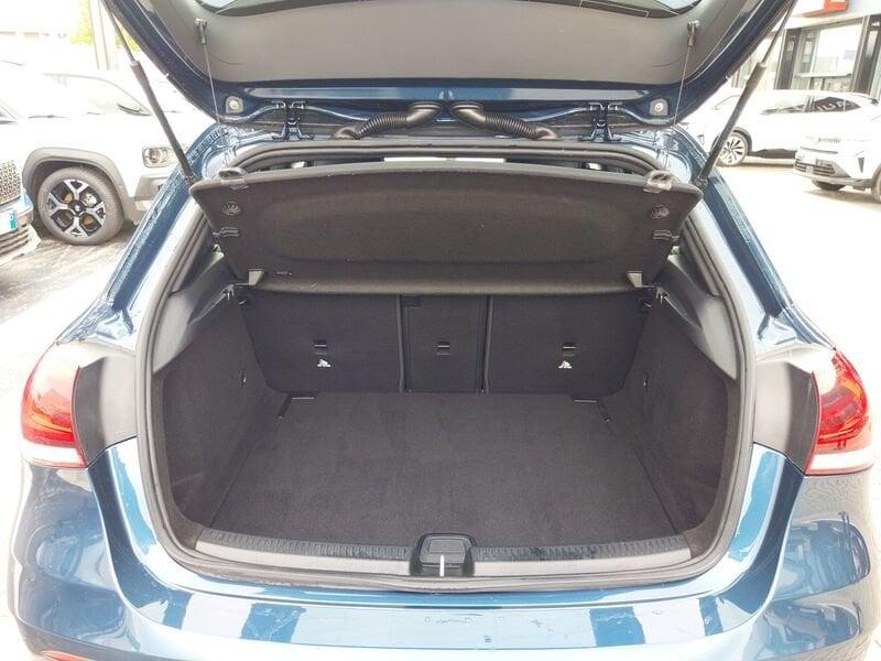 Mercedes-Benz Classe A A 180 d Premium