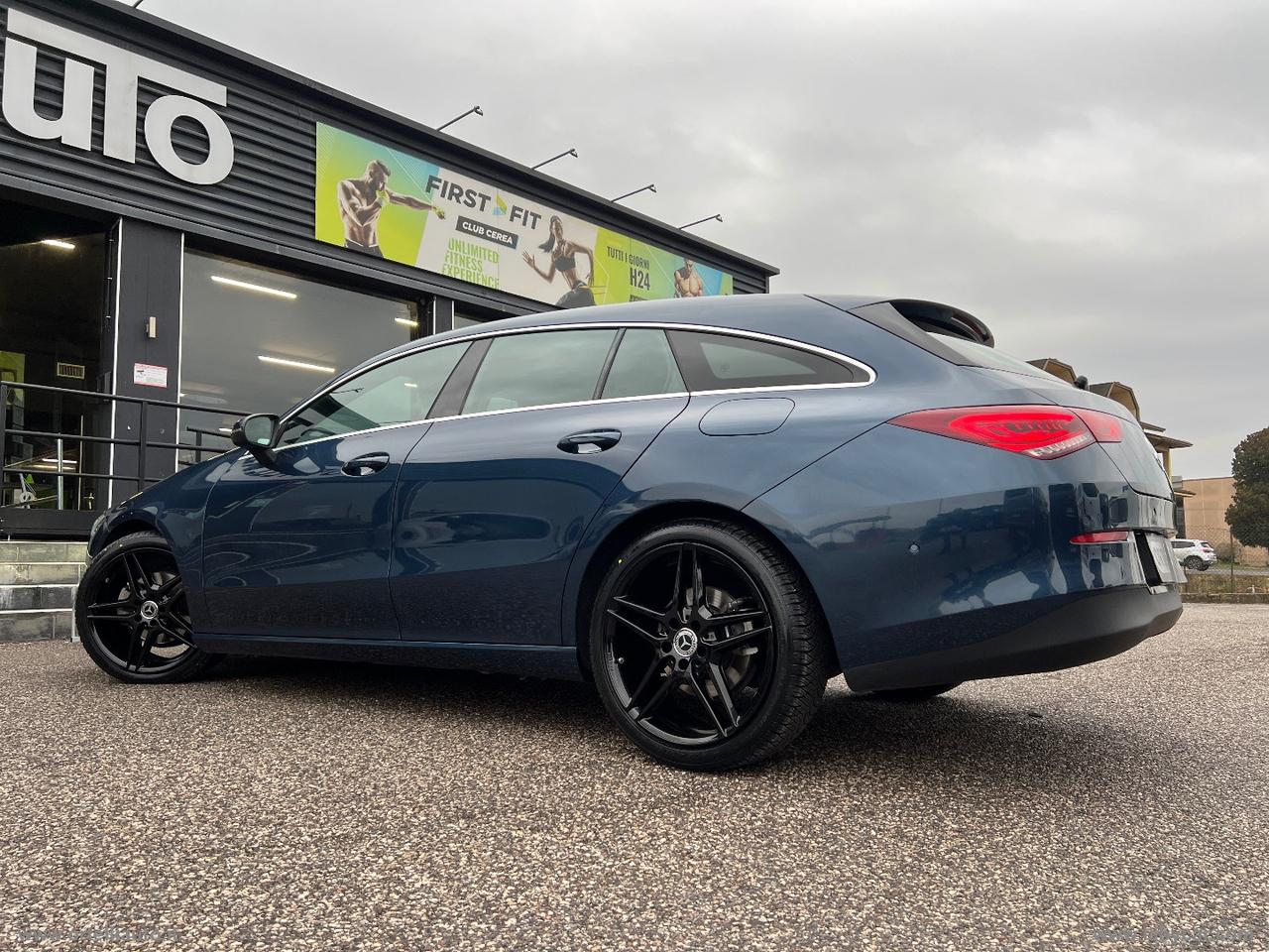 MERCEDES-BENZ CLA 200 d Aut. Shooting Brake Business IVA DEDUCIBILE