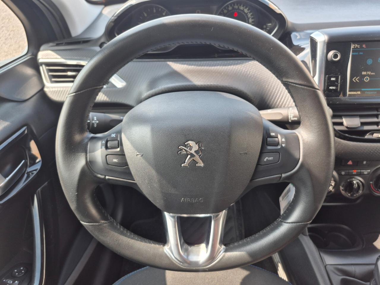 Peugeot 208 BlueHDi 100 S&S 5 porte Signature