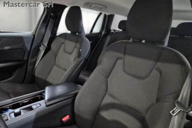 VOLVO V60 V60 II 2019 2.0 d3 Business geartronic - FT476ZA