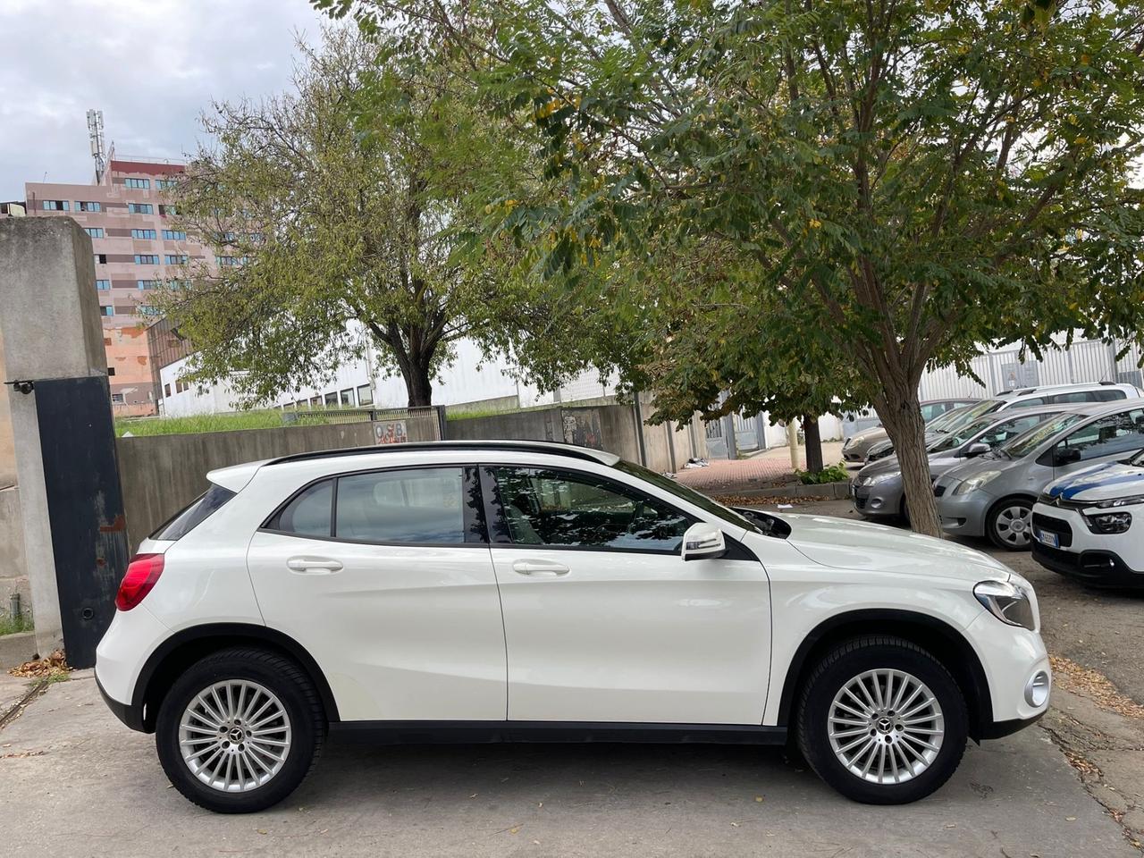 Mercedes GLA 180 d Automatic Executive