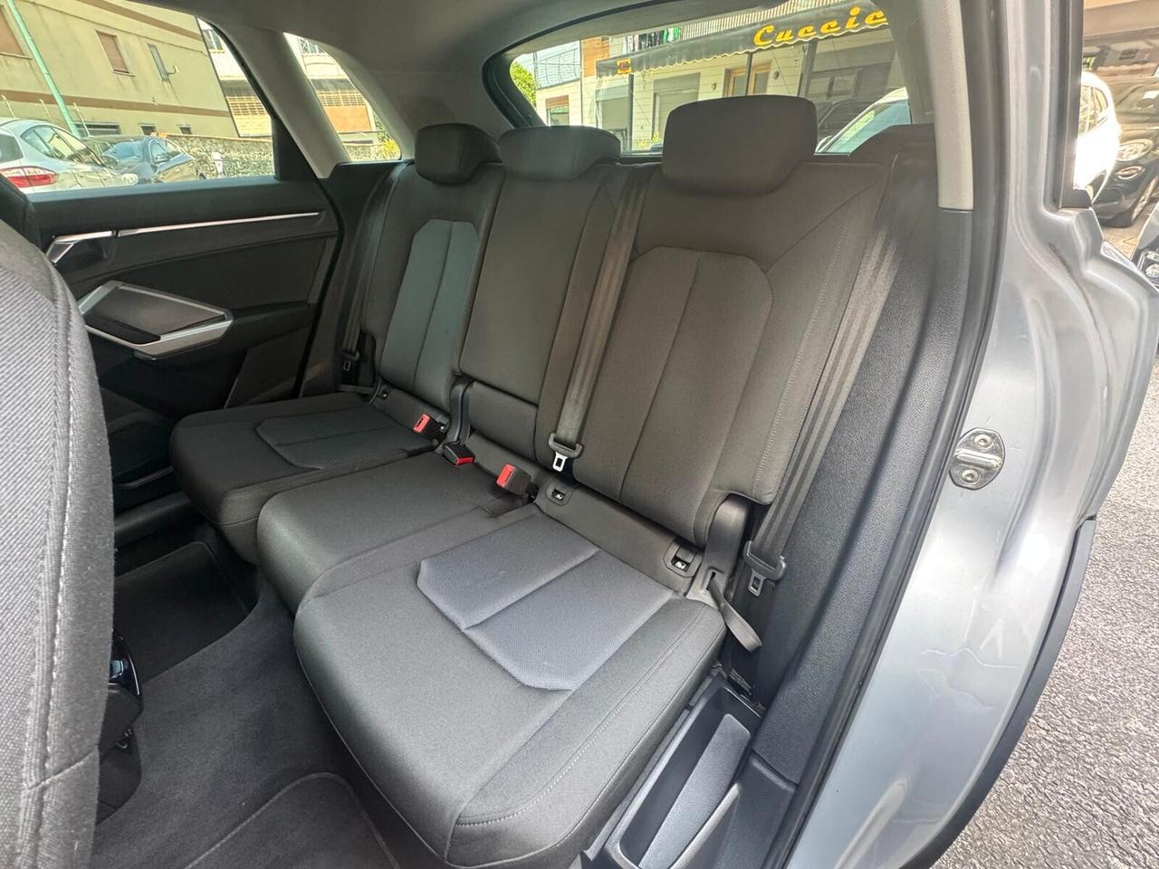 Audi Q3 2.0 TDI 150CV AUTOMATICO FULL