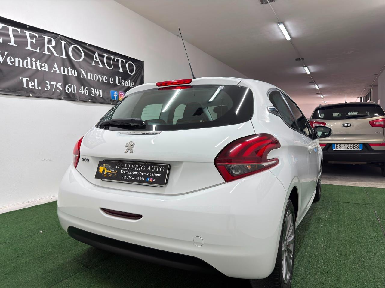 Peugeot 208 BlueHDi 75 3 porte Allure