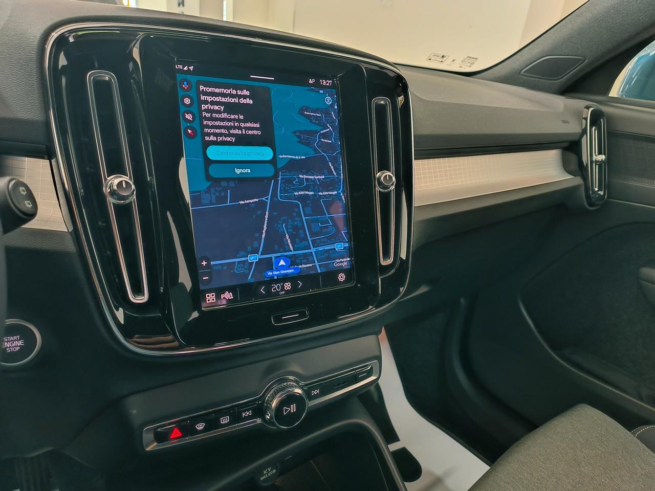 Volvo XC40 B3 automatico Core