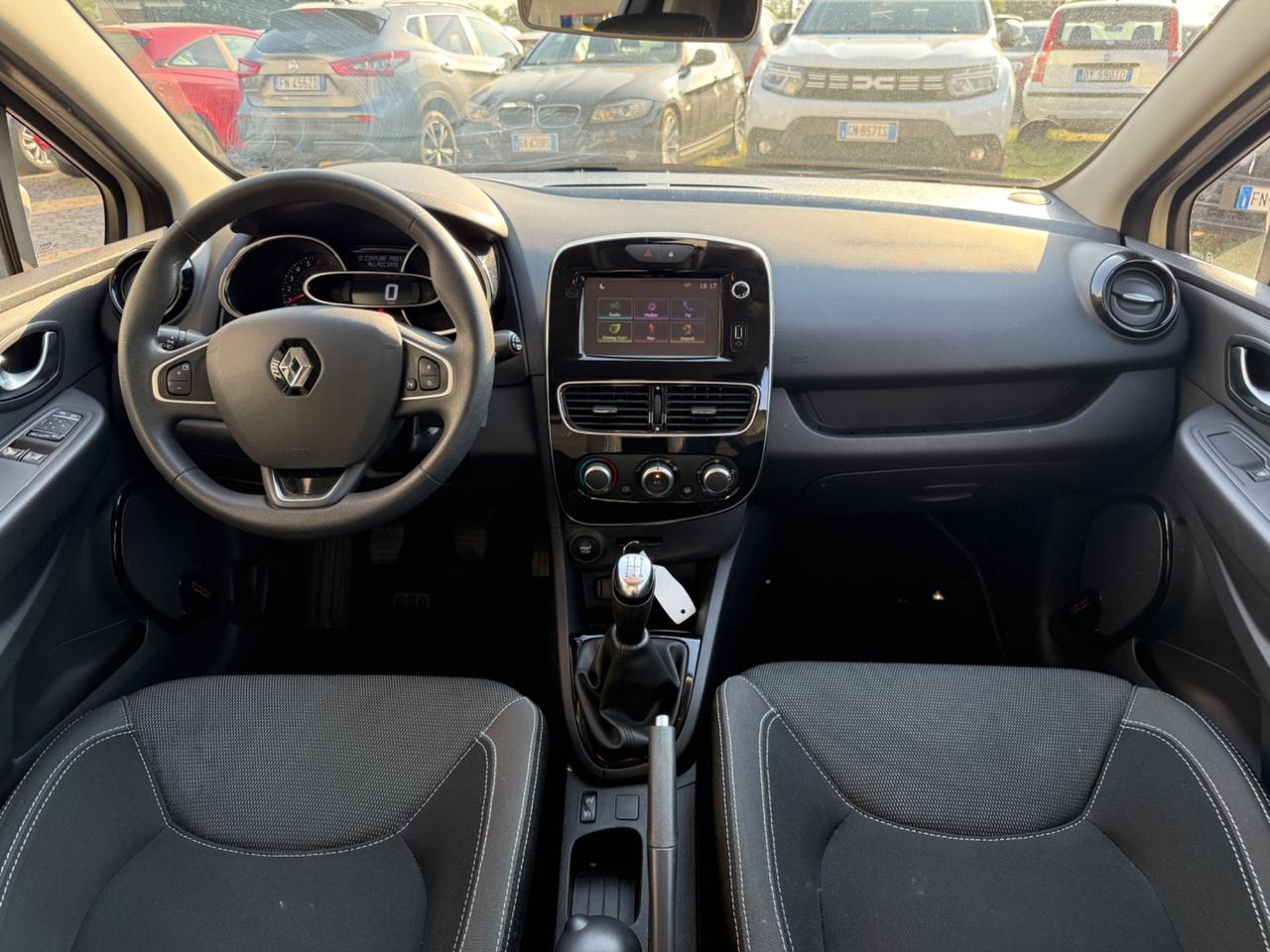Renault Clio 1.2 75CV 5 porte Zen