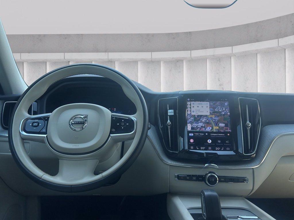 VOLVO XC60 2.0 b4 Core awd auto del 2023