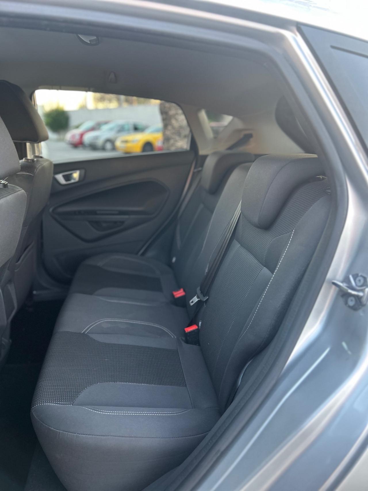 Ford Fiesta 1.4 GPL Titanium