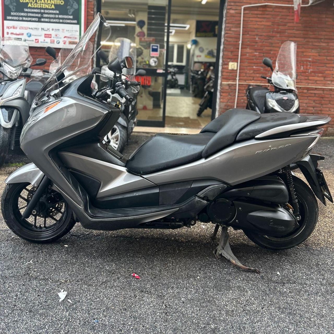 Honda Forza 300 Abs