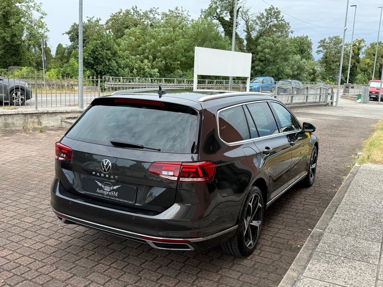 VW Passat 2.0 TDI SCR DSG Executive/PELLE/UNIPRO