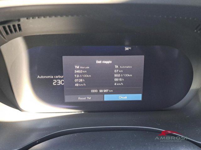 VOLVO XC60 B4 (d) AWD automatico Ultimate Dark