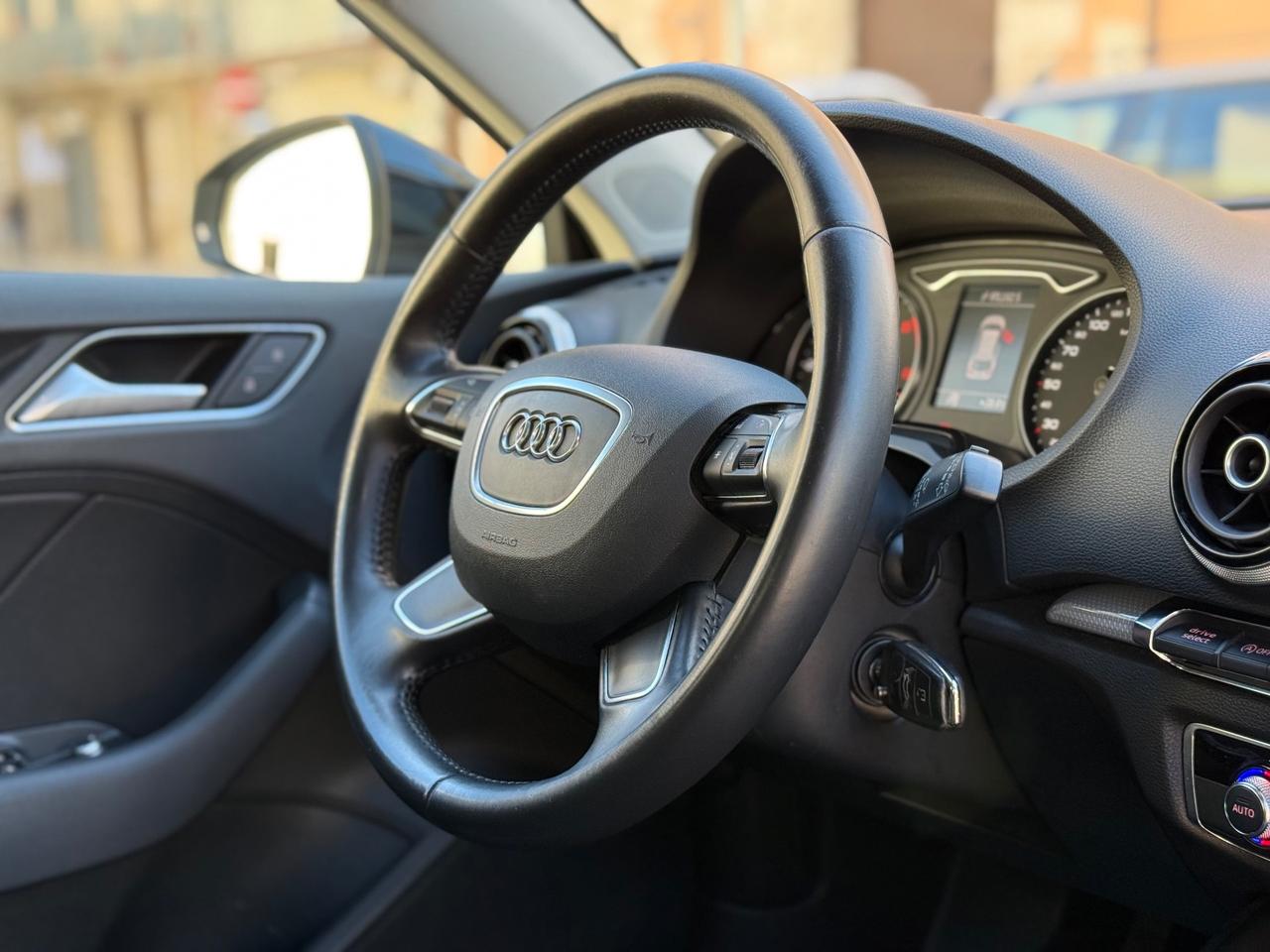 Audi A3 2.0 TDI Attraction 150 CV PELLE LED XENO