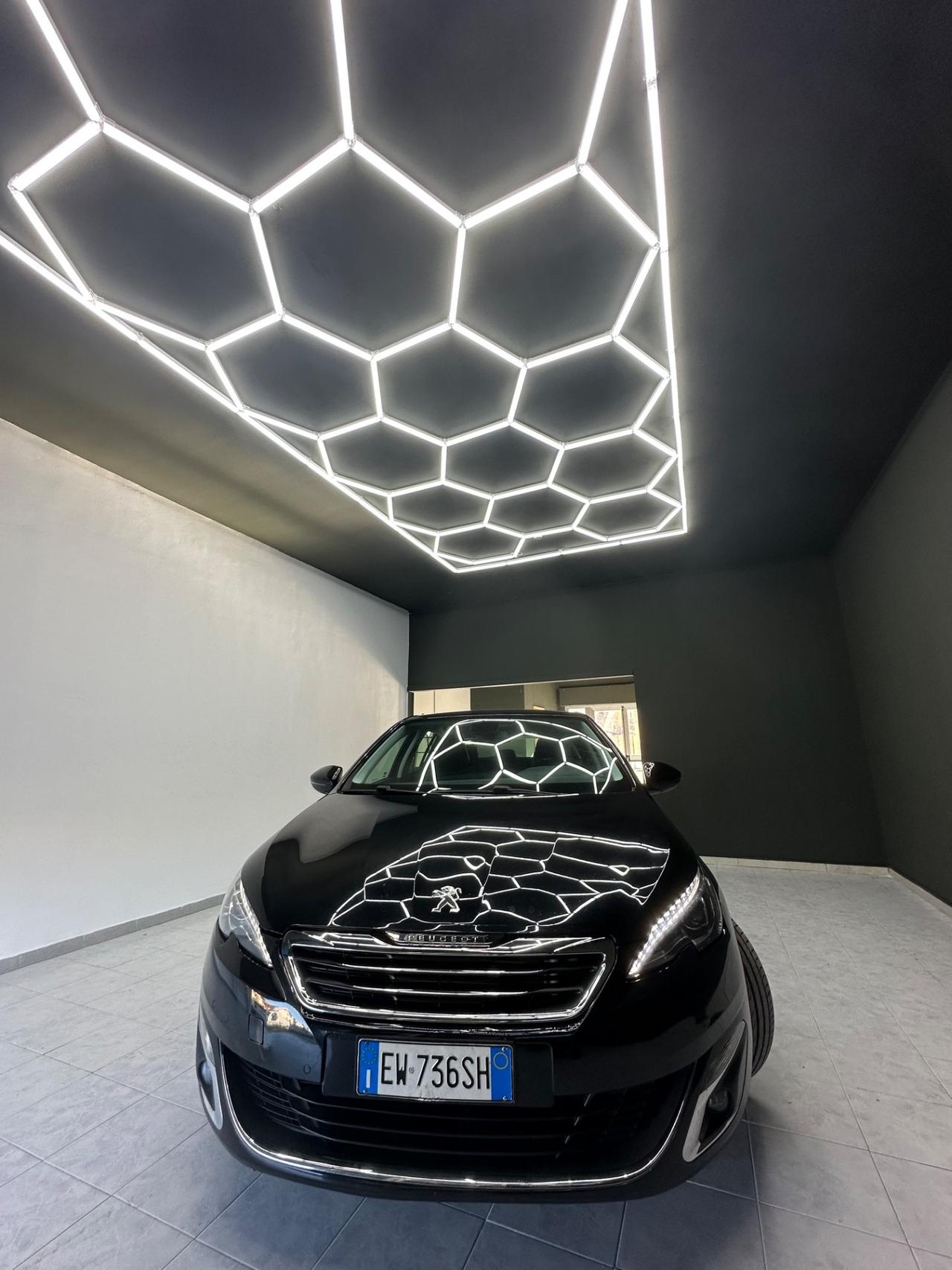 Peugeot 308 BlueHDi 150 S&S Allure