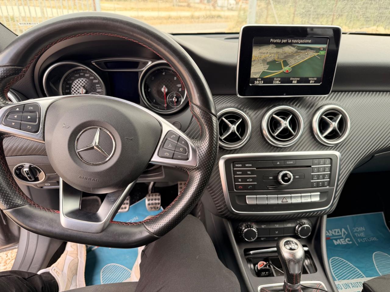 Mercedes-benz A 200 d Premium AMG anno 2016