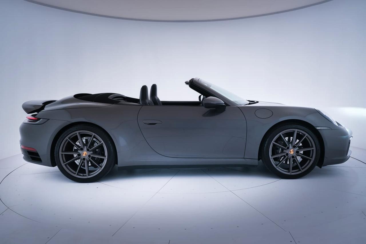 Porsche 911 Cabrio 3.0 Carrera auto