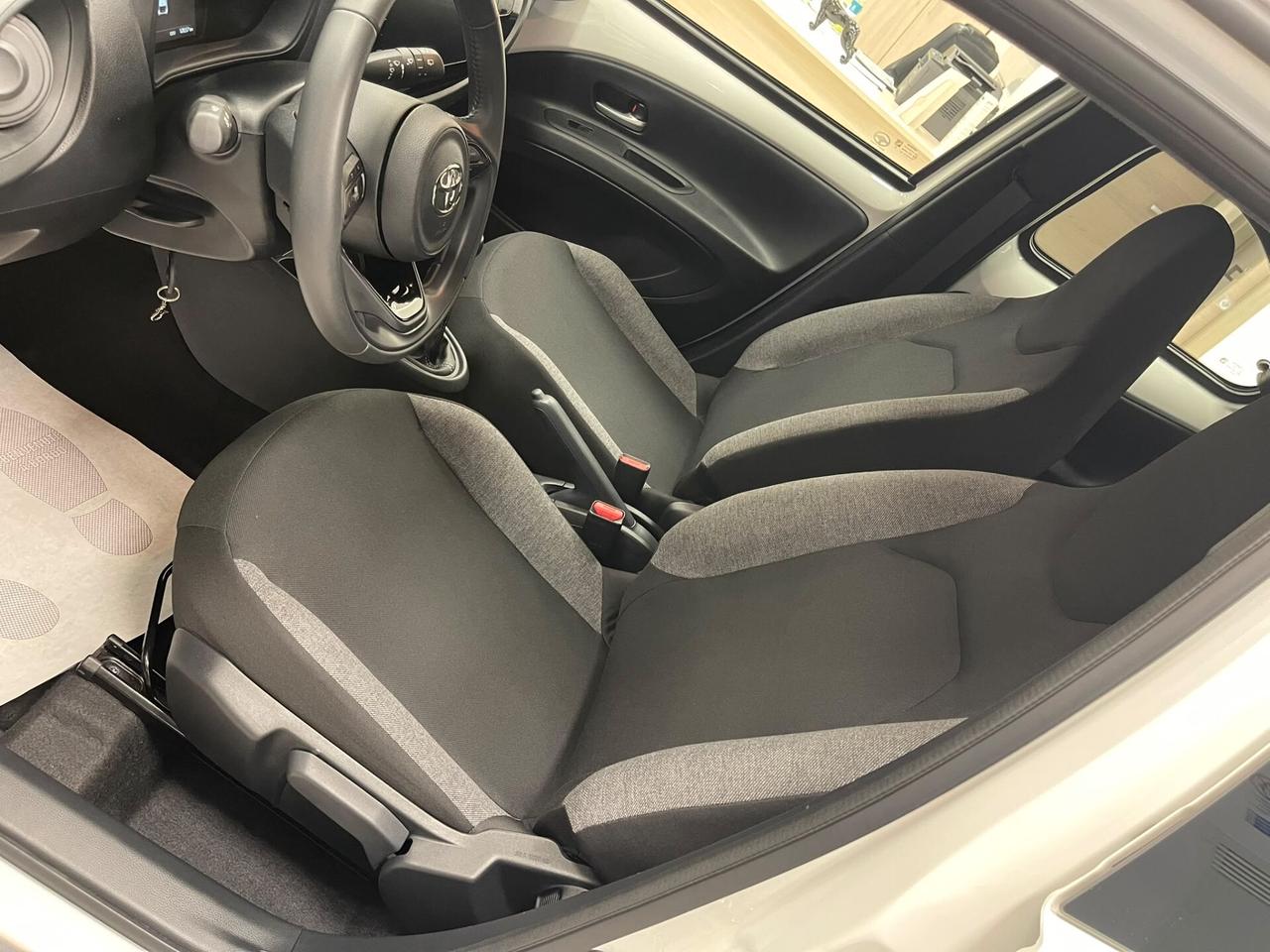 Toyota Aygo X 1.0 72 CV Active *12/2025