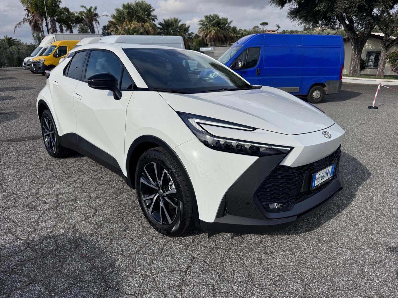 Toyota C-HR 1.8 hev Trend fwd e-cvt