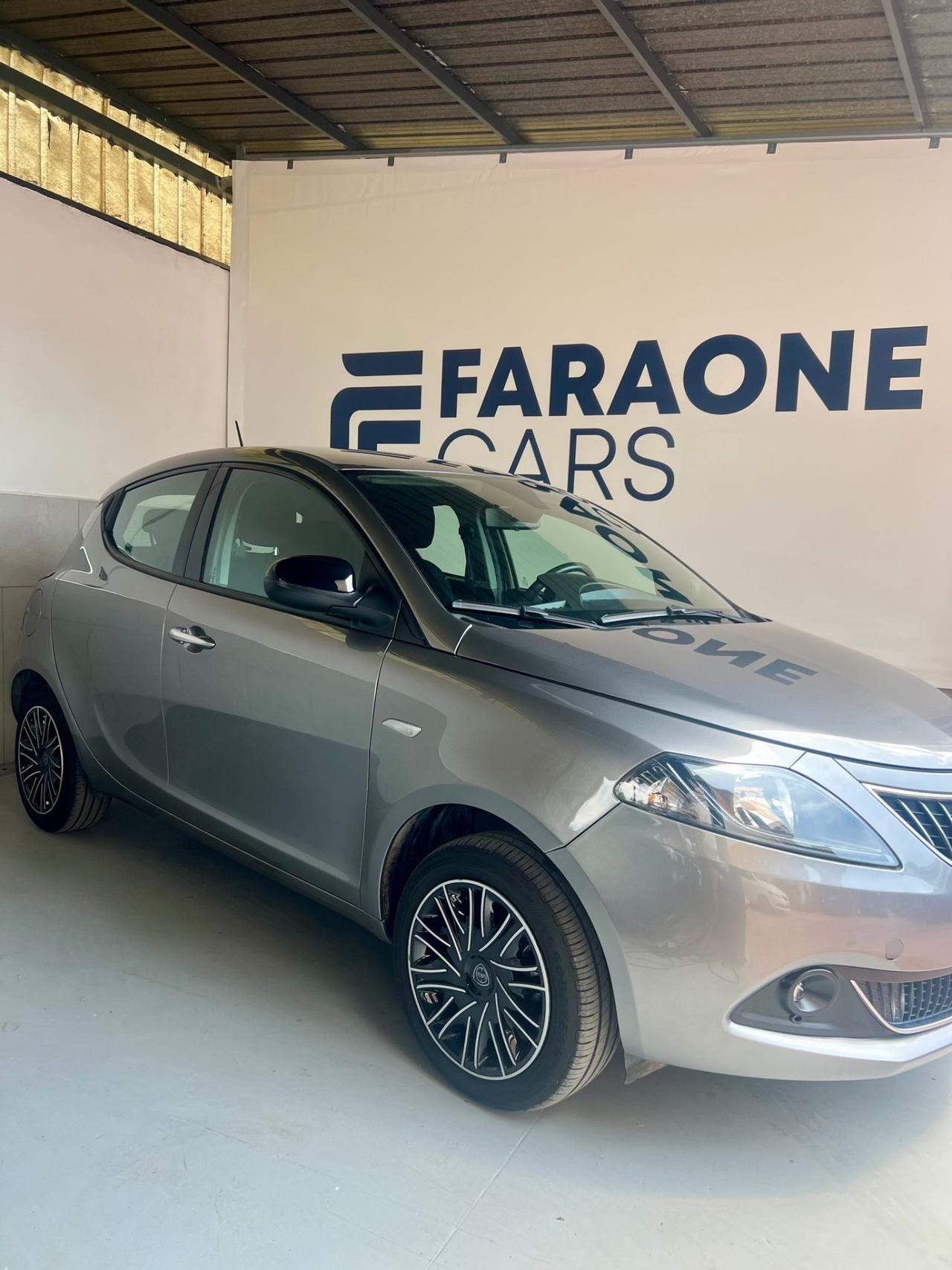 Lancia Ypsilon 1.0 FireFly 5 porte S&S Hybrid Gold Plus
