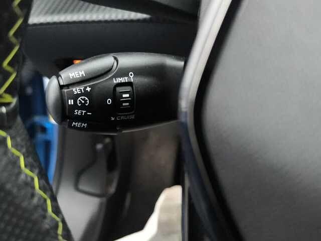 Peugeot 2008 PureTech 130 S&S GT