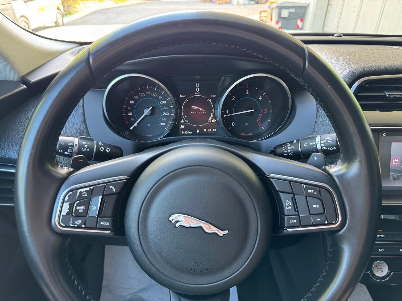 Jaguar F-Pace 2.0d Prest. AWD 180Cv GARANZIA24MESI